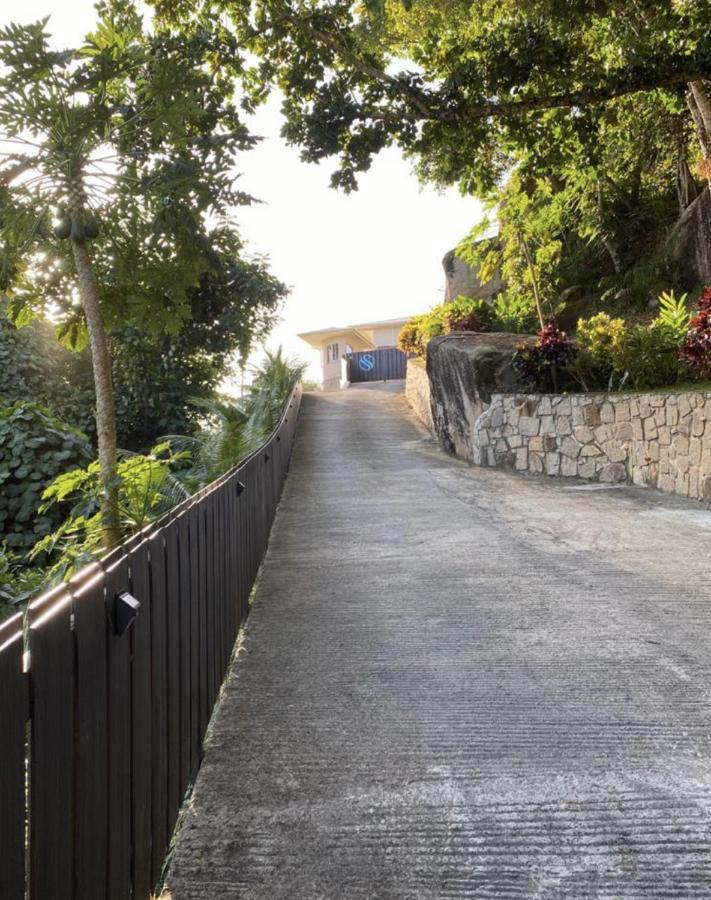Sorento Sur Mer Виктория Екстериор снимка